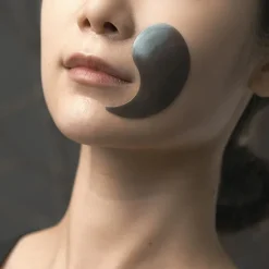Pyunkang Yul Black Tea Time Reverse Eye Patch